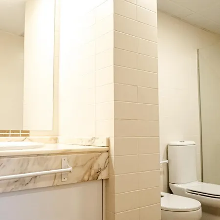 La Resina In - 2-bedroom With Jacuzzi Apartment