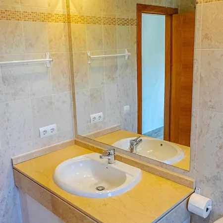 La Resina In - 2-bedroom With Jacuzzi * Estepona