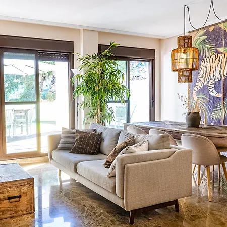 La Resina In - 2-bedroom With Jacuzzi *